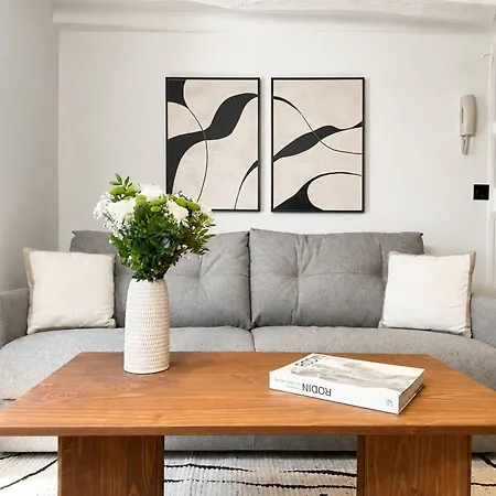 Opera - Premium Flat With Lift Near Gare De L'est * Париж