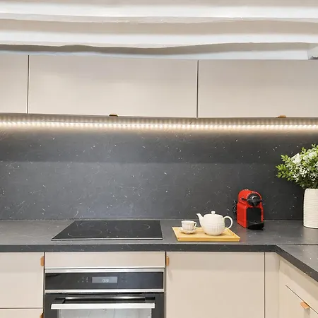 Апартаменты Opera - Premium Flat With Lift Near Gare De L'est Париж